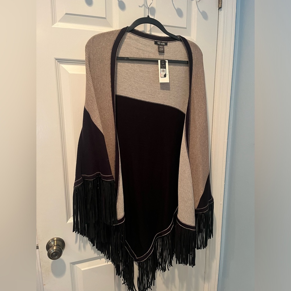 NWT Nic + Zoe Fringe Shawl